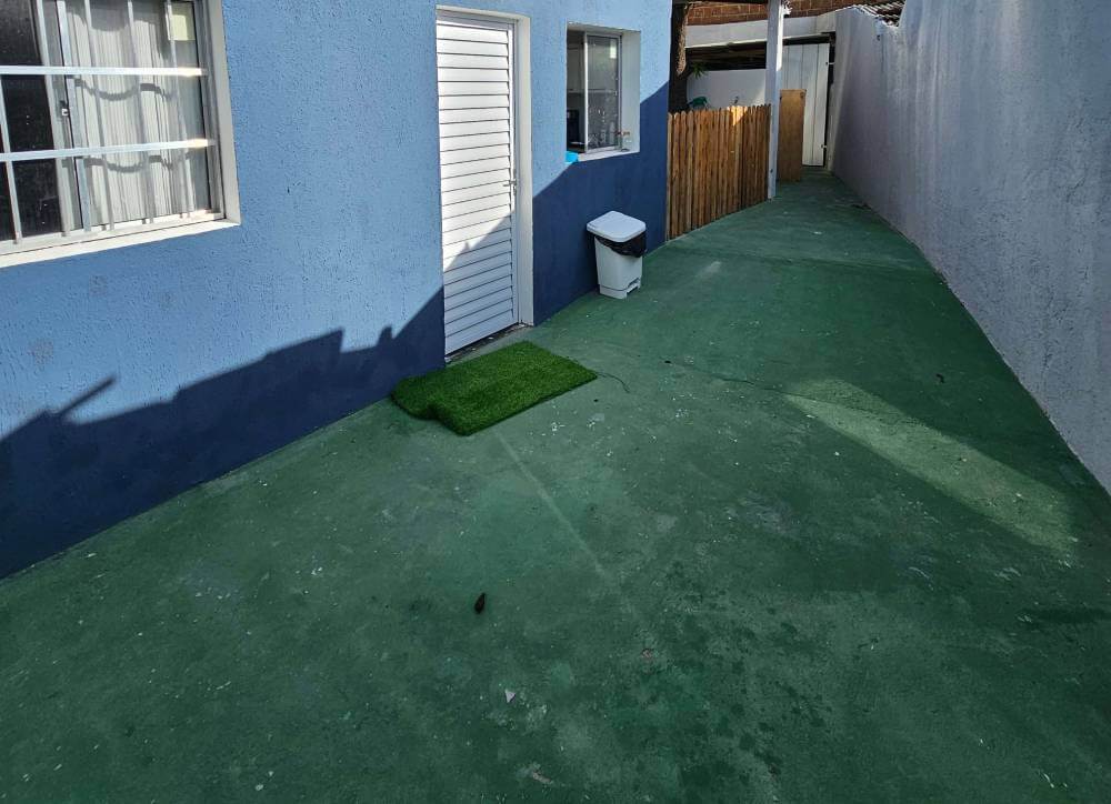 Creche para cães com área de sol, rampa e espaço para exercícios na Lobosfera em Recife
